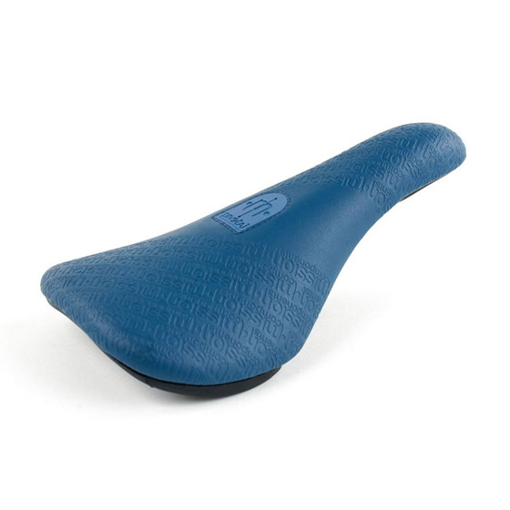 medium image alt text