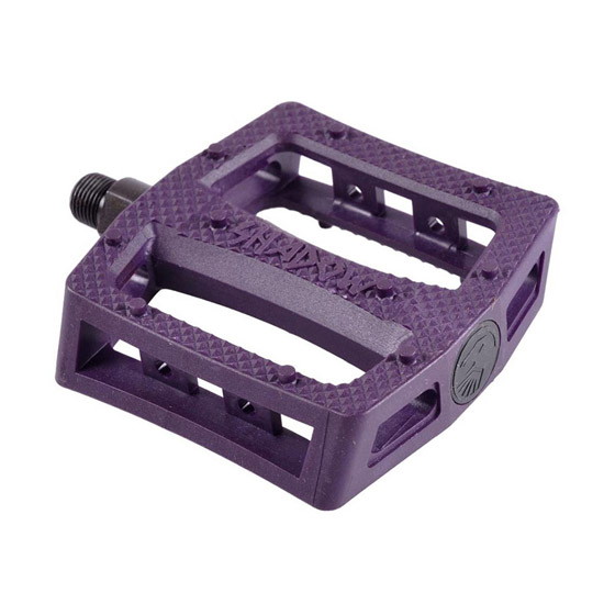 medium image alt text